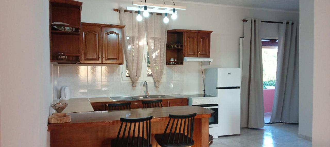 Alonaki Bay Apartment Halikounas Exterior photo